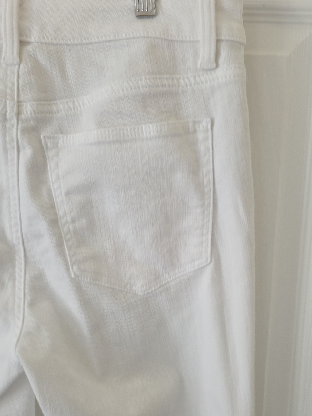 Talbots Straight Leg White Jeans Size 4 - Picture 15 of 16